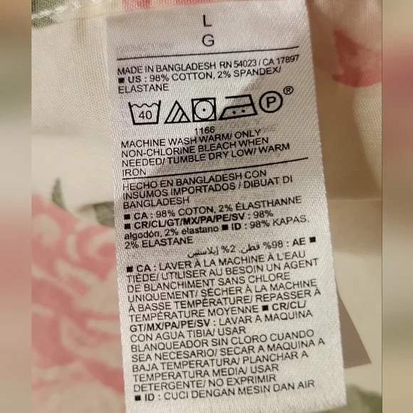 Old Navy Everyday Built-In Flex Pink Roses Preppy Short-Sleeve Shirt Size L - Picture 6 of 8